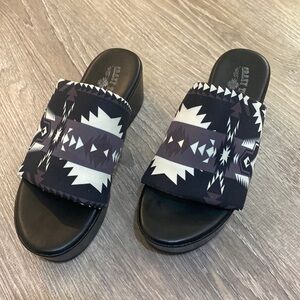 CRAZY TRAIN • Platform slides • SZ. 6 women